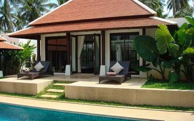 Plumeria Place Residence (Private Villa 1)