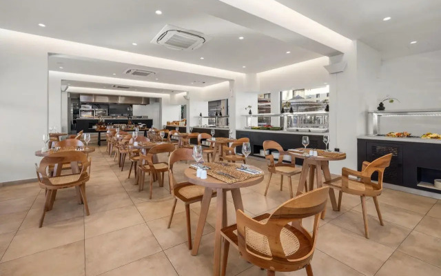 Cabana Blu Lifestyle Boutique Hotel & Suites