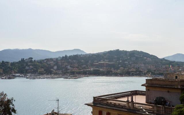 Carlotta Flexyrent Apartment