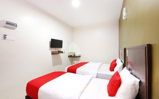 OYO 90456 Hotel Tgl