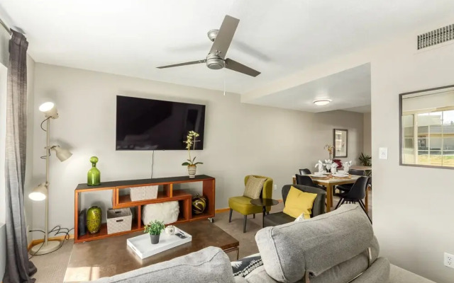 Lodge Townhouse 2 Bedroom Townhouse by Redawning