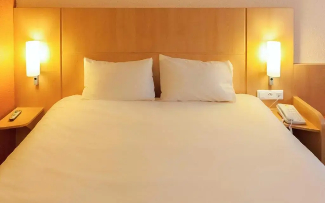 ibis Alencon