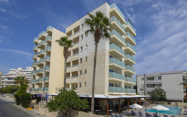 Kapetanios Limassol Hotel