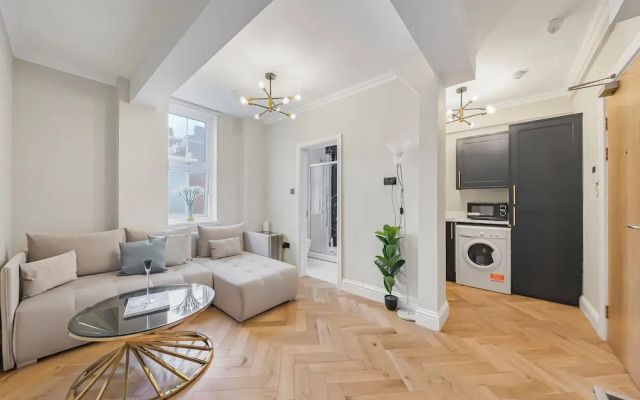 Cambridge Court Central Flats