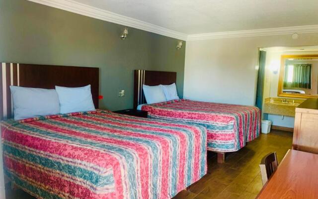 Budget Inn and Suites