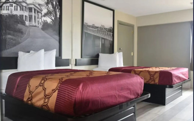Biloxi Beach Hotel