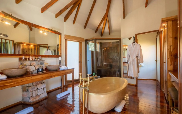 Tsala Treetop Lodge