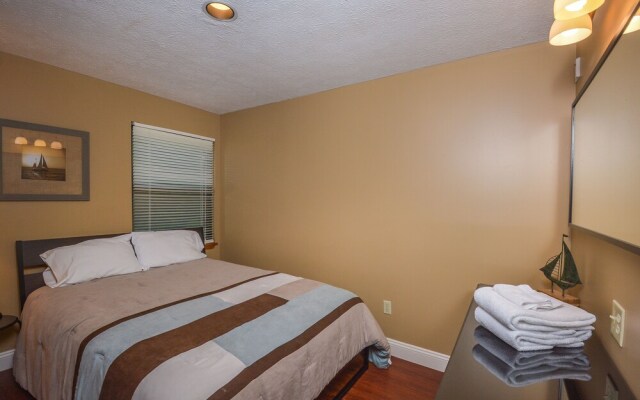 Loft of Luxury 2 Bedroom Townhome