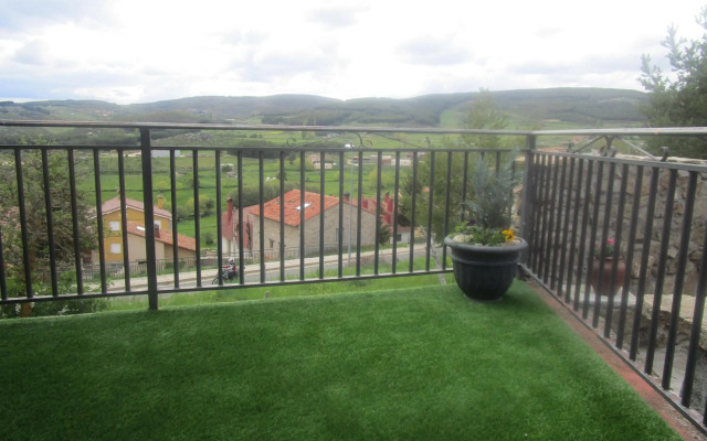 Holiday Home La Asomailla