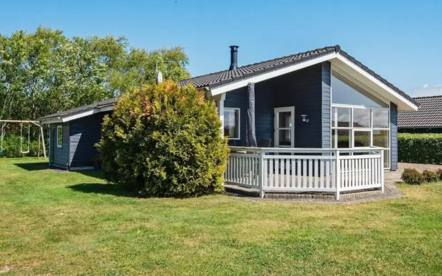 6 Person Holiday Home in Tarm