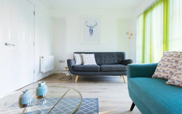 The Blue Compass - Modern Central 4bdr With Garden