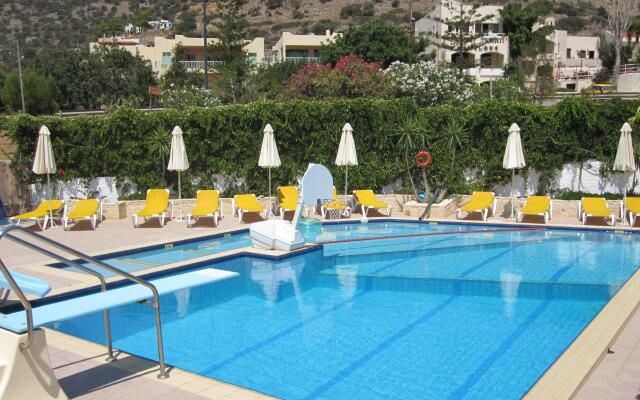 Amazones Villas Apartments