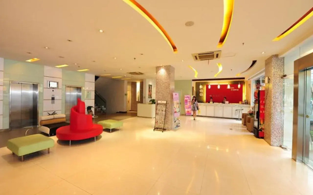 Starway Hotel Grand 0773 Guilin