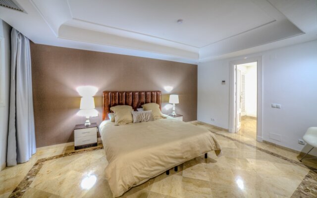 Banus Beach Apartments