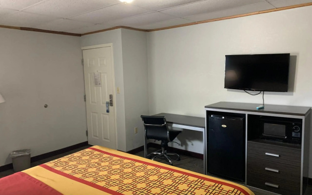 Pigeon Forge Parkway Inn