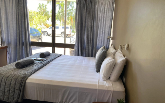 Mid City Motor Inn – Guest Rooms – Mackay