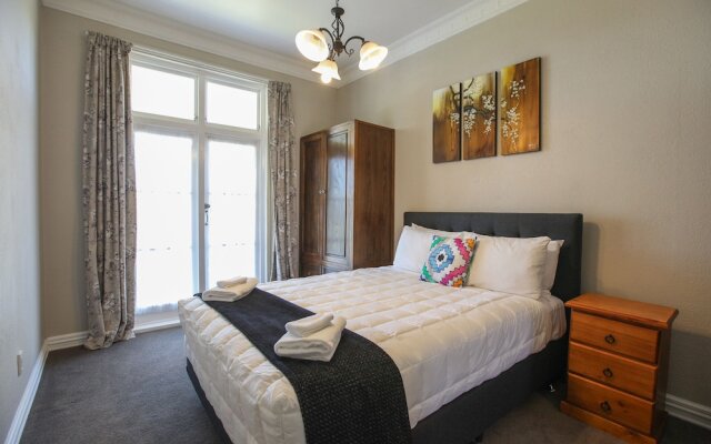 3 Brm Oasis in Temple View