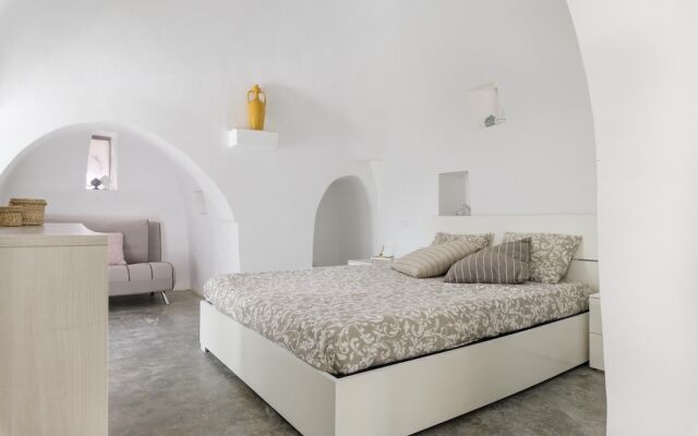 Trullo Chiara con Piscina by Wonderful Italy