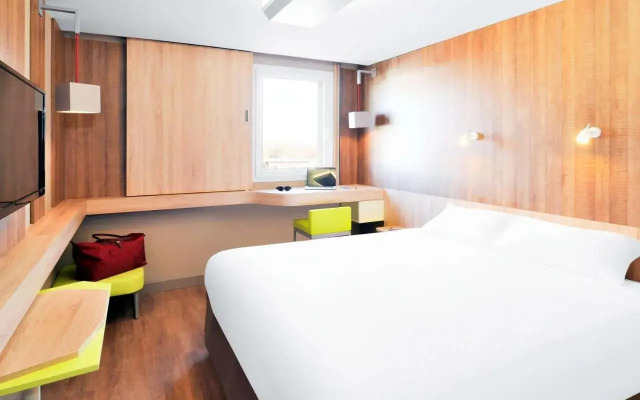 Ibis Styles Lille Marcq En Baroeul