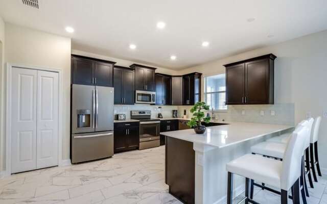 Extremely Private 6-bed House in Four Corners