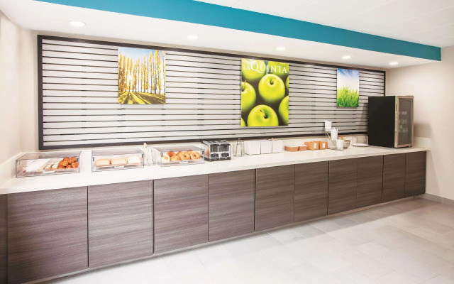 La Quinta Inn & Suites by Wyndham Sturbridge