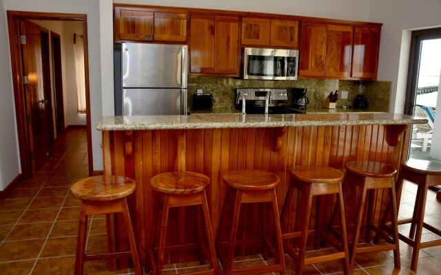 Casas de la Caye Villas