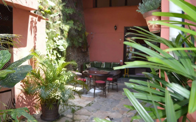 Alma de Santa Guest House - Albergue