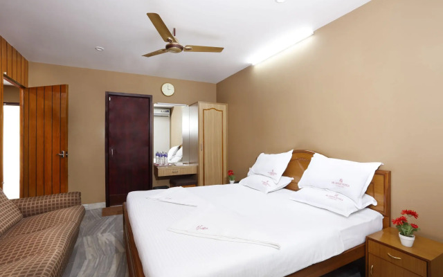 Sri Aarvee Hotels