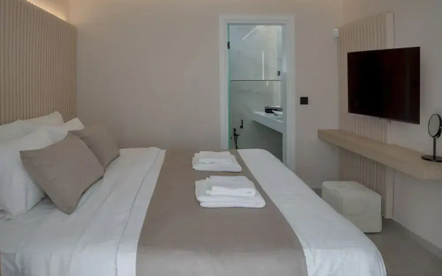 Potame Suite by Estia Garden View