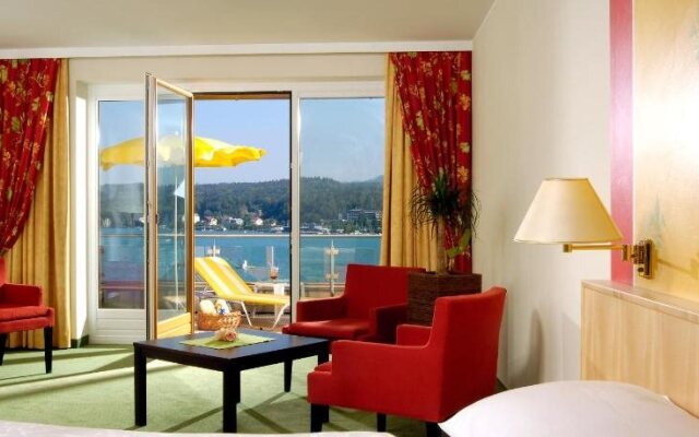 Golf- und Seehotel Engstler
