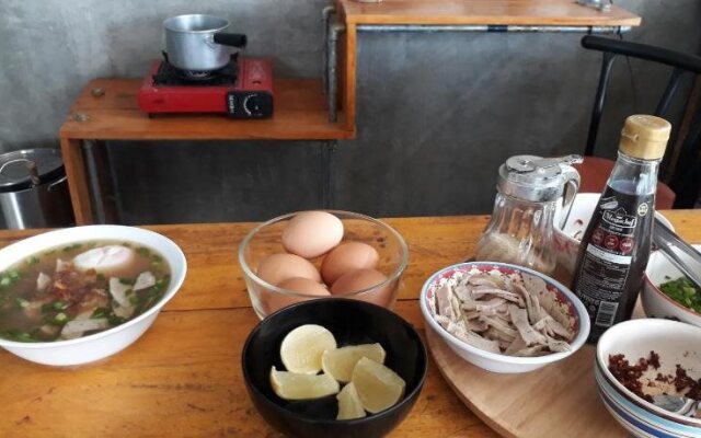 Baan Tang Homestay