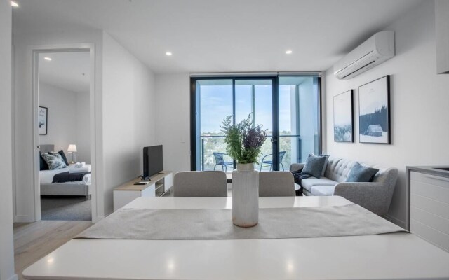 Simple And Cozy Apartment In Parkville