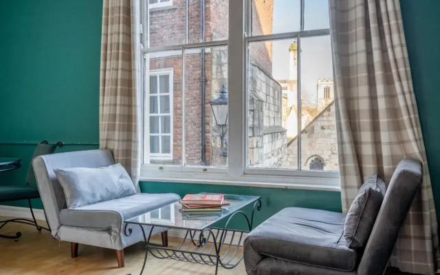 The York Suite, The Shambles