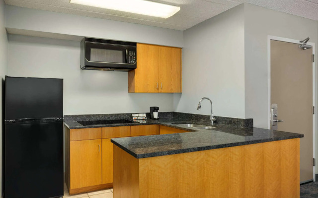 AmericInn by Wyndham Inver Grove Heights Minneapolis