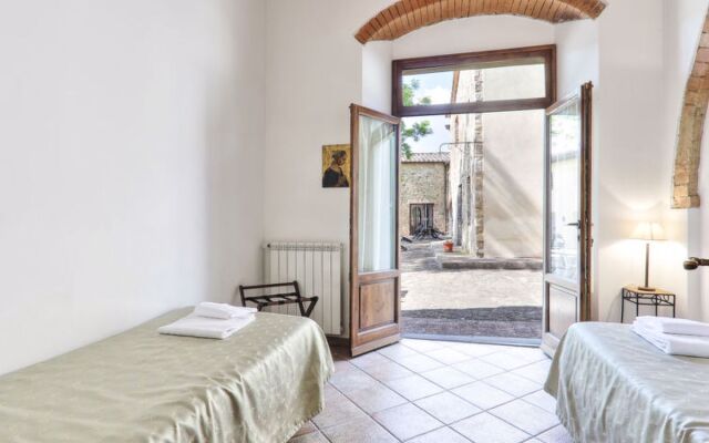 Chiantishire retreat