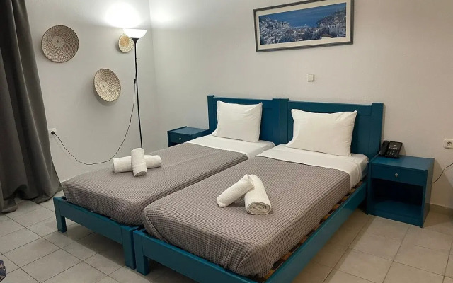 Rebecca'S Village Hotel