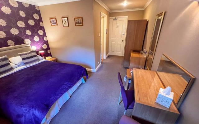 Gwesty Minffordd Hotel
