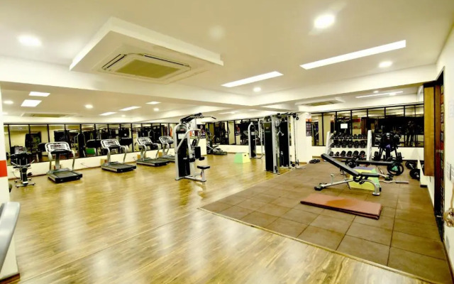 Solaris Hotel and Club