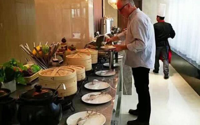 Nanning Champs Elysees Hotel