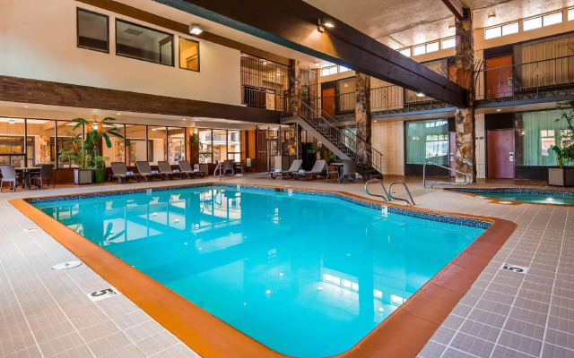 Best Western Plus Weston Inn