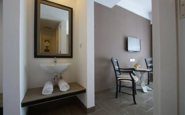 7 Bidadari Boutique Hotel
