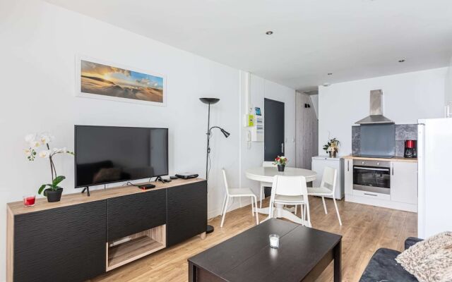 Charming Flat Near Place de la Victoire