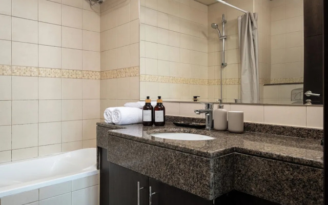 Stunning Marina View 1 bedroom