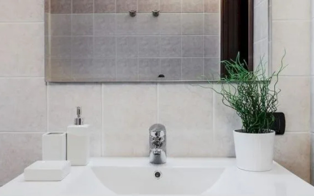 Suitelowcost - Limbiate