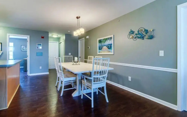 Palm Drive 36501 #1201