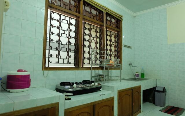 Simply Homy Guest House Unit Denggung