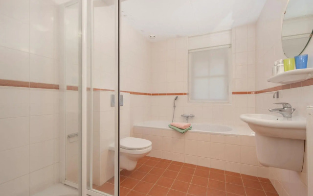 Thatched Villa With Dishwasher Near Appelscha