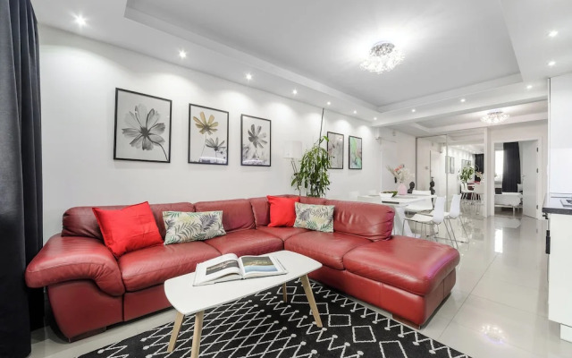 Lumina spacious apart with 3 bedrooms