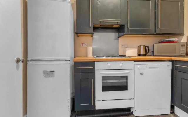 Edinburgh City Centre Jasmine Apartment -SLEEPS 7