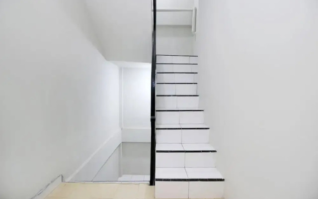 Airy Eco Syariah Gambir Alaydrus 27E Jakarta